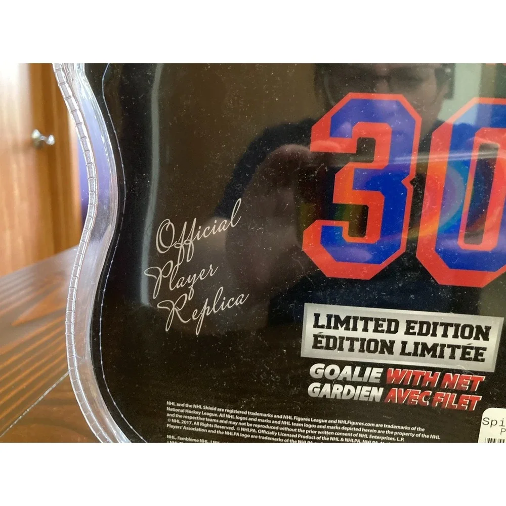 NHL Limited Edition Henrik Lundqvist 30 New York Rangers NIP 2017 Hockey Figure